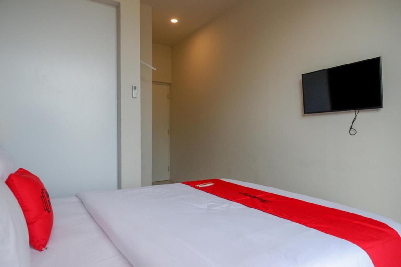 Reddoorz Plus Near Solo Baru Luaran gambar