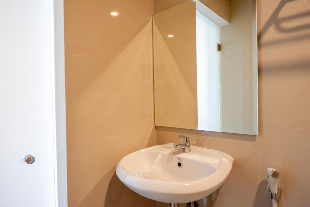 Reddoorz Plus Near Solo Baru Luaran gambar